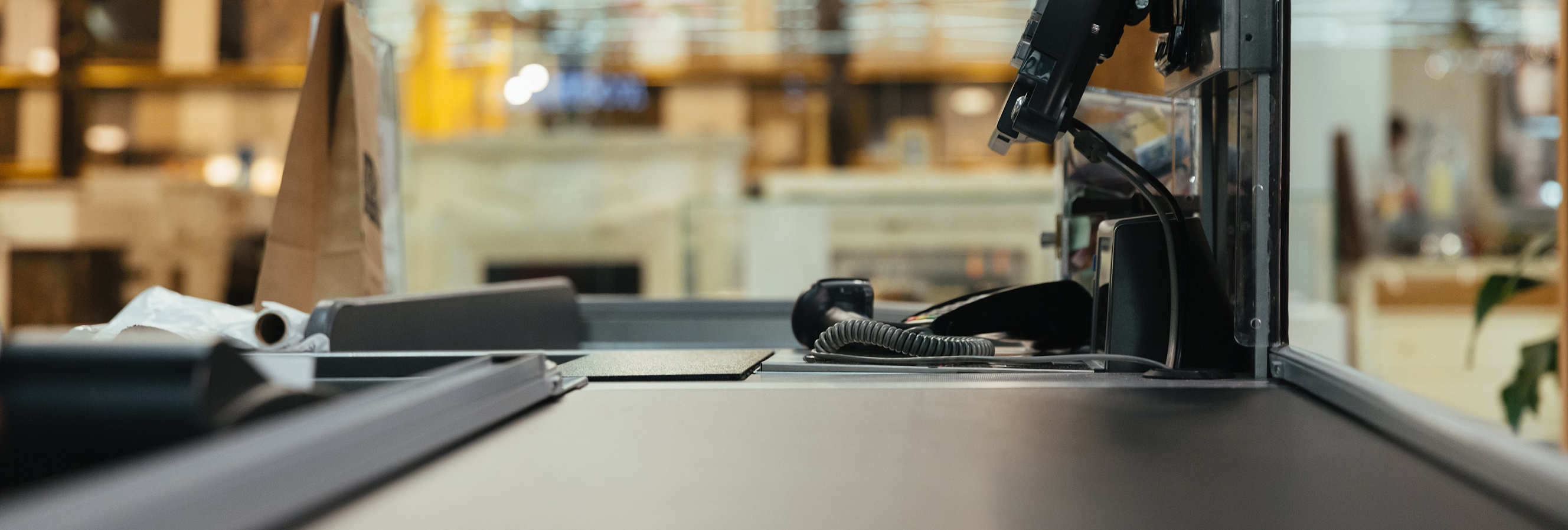 Retail Technologies 2026: Cloud, Hybrid Checkouts, and Going Paperless